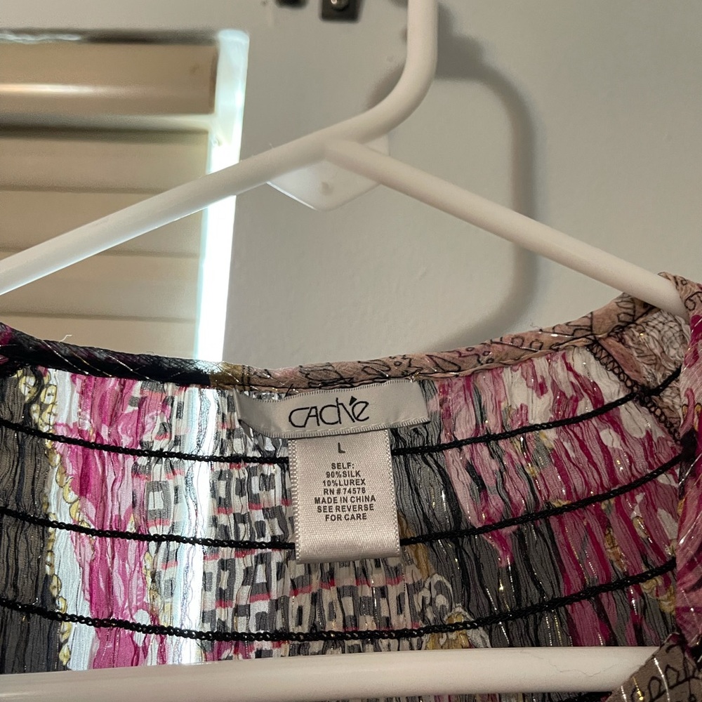 SHIPPING NOT INCLUDED - dry cleaned